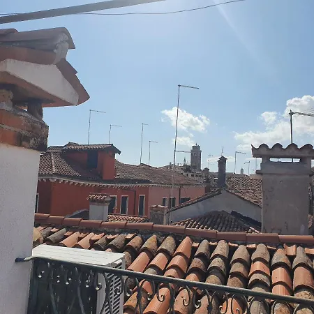 Apt. Magno, Con Doppia Terrazza E Vista Mozzafiato アパート ヴェネツィア